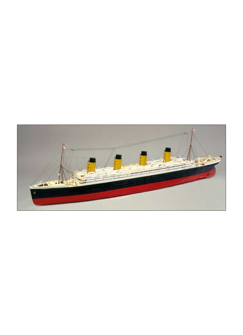 R.M.S. Titanic kit n°1 - Scala 1:200 - mm 1350 - scafo