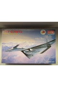 SKY GIANTS XB-70 VALKIRIE 1/300 ACADEMY